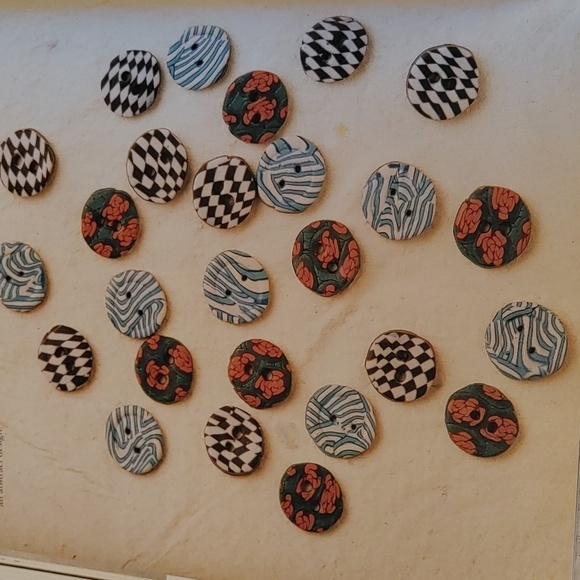 💚🌸Host Pick🌸Creative Clay Jewelry Book - Picture 5 of 10